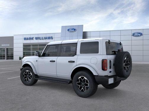 Oxford White 2026 Ford Bronco Outer Banks