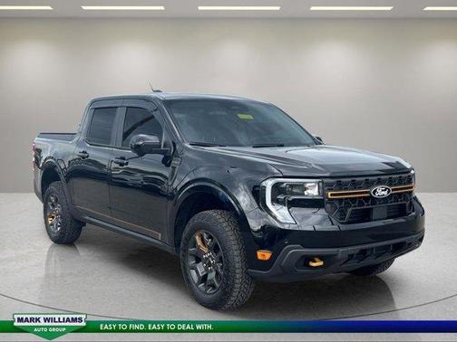 Shadow Black 2025 Ford Maverick Tremor