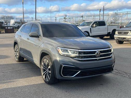 2022 Volkswagen Atlas Cross Sport 3.6L V6 SEL Premium R-Line