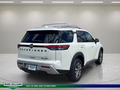 White 2023 Nissan Pathfinder SL