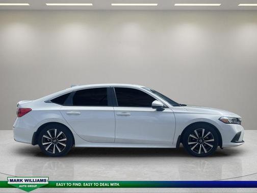White 2023 Honda Civic EX