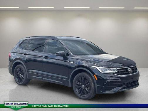 2022 Volkswagen Tiguan 2.0T SE R-Line Black