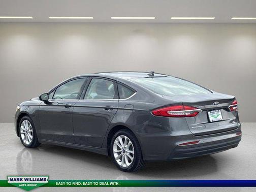 2020 Ford Fusion Hybrid SE