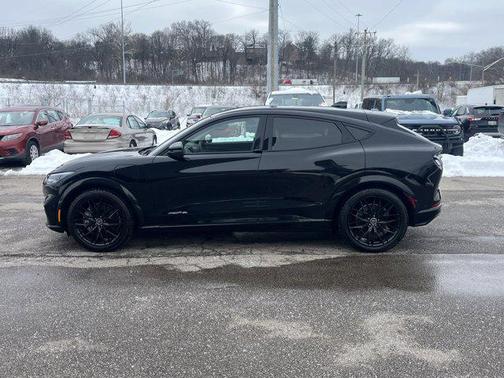 2022 Ford Mustang Mach-E Premium