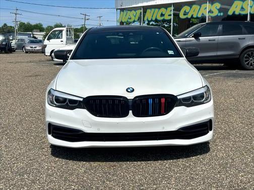 2019 BMW 530 530i Sedan