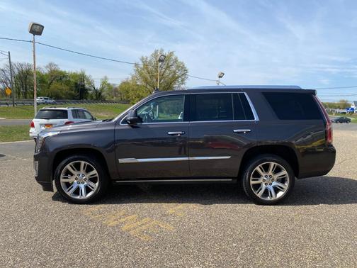 2016 Cadillac Escalade Premium