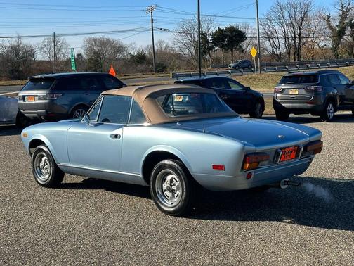 1979 FIAT Spider 2000 Base