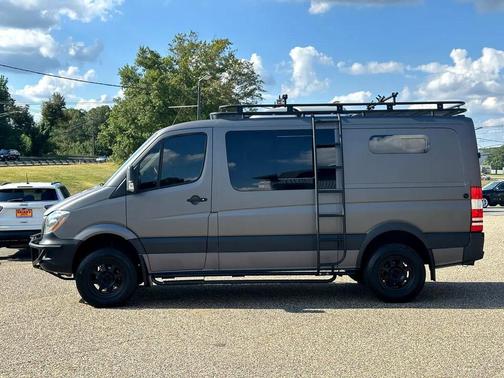 2018 Mercedes-Benz Sprinter 2500 Standard Roof