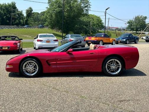 2000 Chevrolet Corvette Base