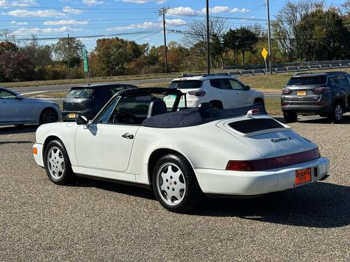 1991 Porsche 911 Carrera 2 Cabriolet