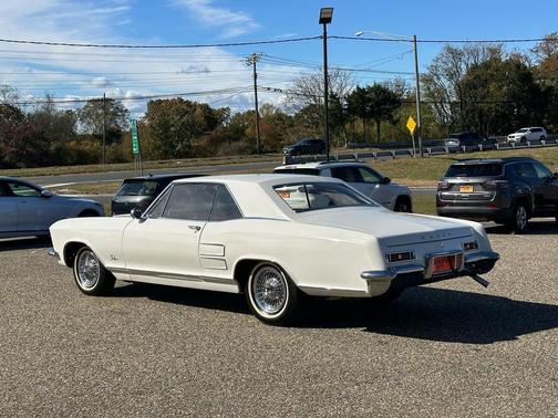 1963 Buick Riviera 2dr Coupe