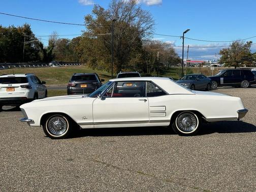 1963 Buick Riviera 2dr Coupe