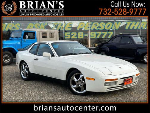 1986 Porsche 944 2dr Coupe 5-Spd