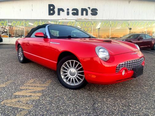 Photo 1 of 22 of 2005 Ford Thunderbird Deluxe