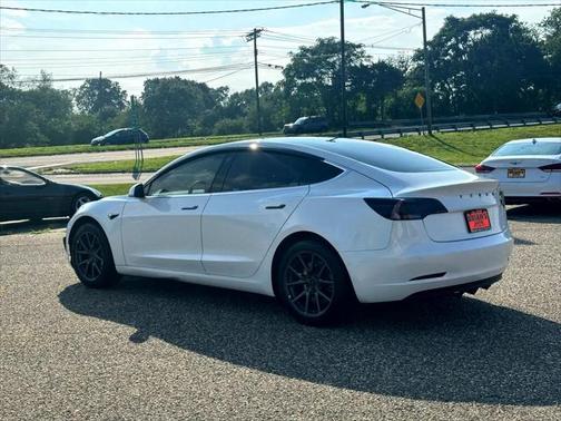 2019 Tesla Model 3 Mid Range