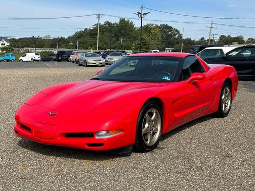 2000 Chevrolet Corvette Base