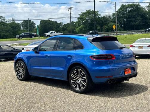 2016 Porsche Macan Turbo