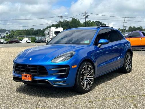 2016 Porsche Macan Turbo