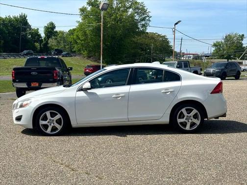 2013 Volvo S60 T5