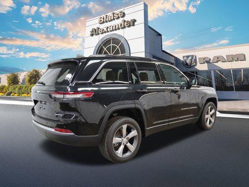 2025 Jeep Grand Cherokee Limited X