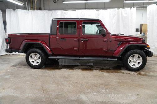 2022 Jeep Gladiator Sport S