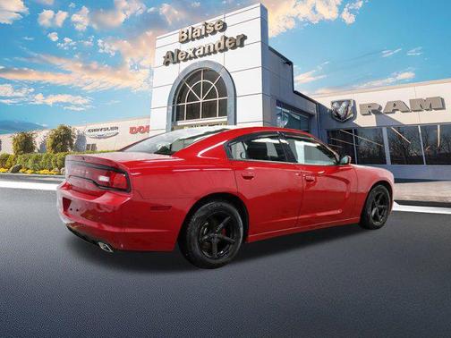 2013 Dodge Charger SE