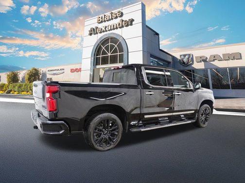 2025 Chevrolet Silverado 1500 High Country