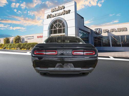 2016 Dodge Challenger R/T Scat Pack