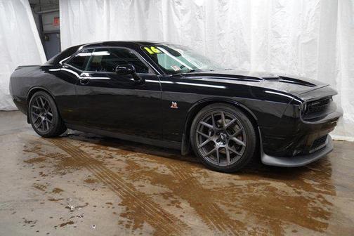 2016 Dodge Challenger R/T Scat Pack
