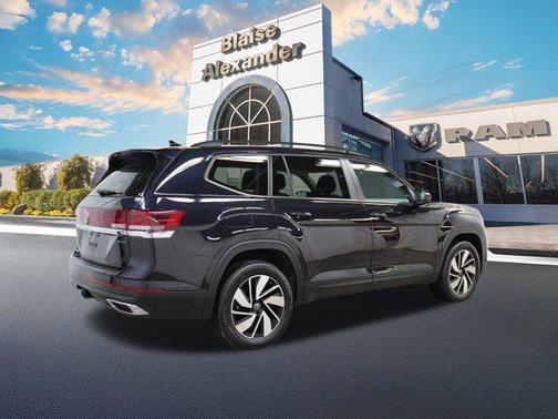 2025 Volkswagen Atlas 2.0T SE w/Technology 4MOTION