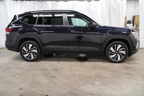 2025 Volkswagen Atlas 2.0T SE w/Technology 4MOTION