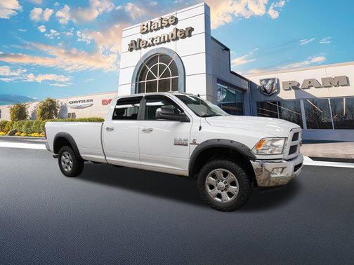 2018 RAM 2500 SLT Crew Cab 4x4 8' Box