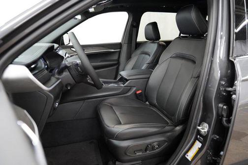 Baltic Gray Metallic Clearcoat 2026 Jeep Grand Cherokee L Limited