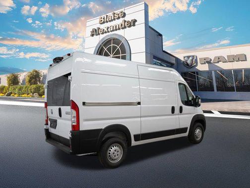 Bright White Clearcoat 2026 RAM ProMaster 2500 Tradesman
