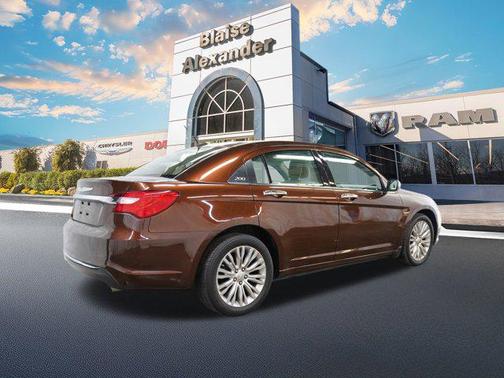 2012 Chrysler 200 Limited