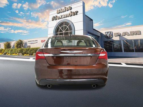 2012 Chrysler 200 Limited