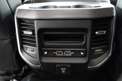 2025 RAM 2500 Laramie Crew Cab 4x4 6'4' Box