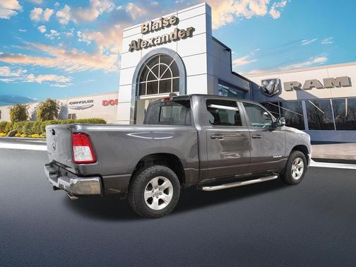 Granite Crystal Metallic Clearcoat 2021 RAM 1500 Big Horn/Lone Star