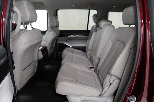 2022 Jeep Wagoneer Series II 4x4