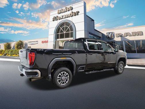2024 GMC Sierra 2500 SLE