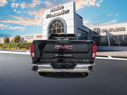 2024 GMC Sierra 2500 SLE
