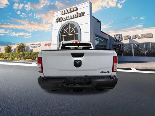 2024 RAM 2500 Tradesman Crew Cab 4x4 6'4' Box