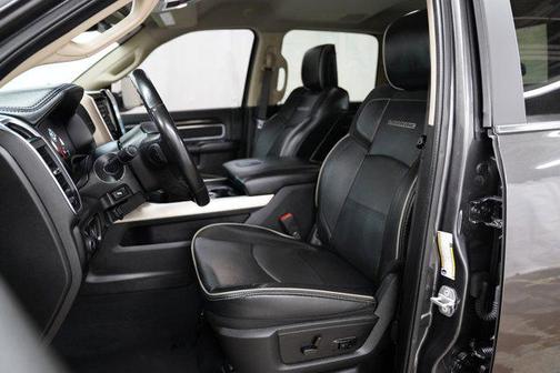 2022 RAM 2500 Laramie Crew Cab 4x4 6'4' Box