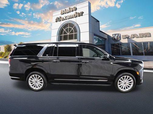 2024 Cadillac Escalade ESV Luxury