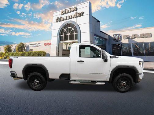 2025 GMC Sierra 2500 Base
