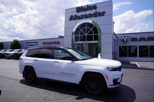Bright White Clearcoat 2024 Jeep Grand Cherokee L Summit Reserve