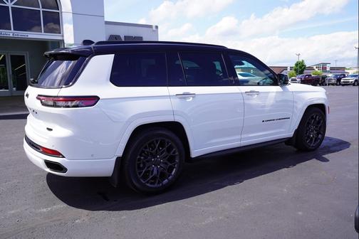 Bright White Clearcoat 2024 Jeep Grand Cherokee L Summit Reserve