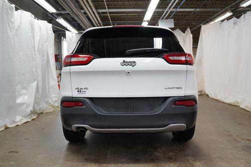 Bright White Clearcoat 2017 Jeep Cherokee Limited