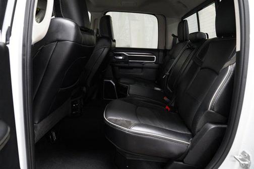 2023 RAM 2500 Laramie Crew Cab 4x4 6'4' Box