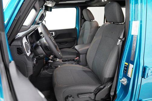 2024 Jeep Wrangler 4-Door Sahara